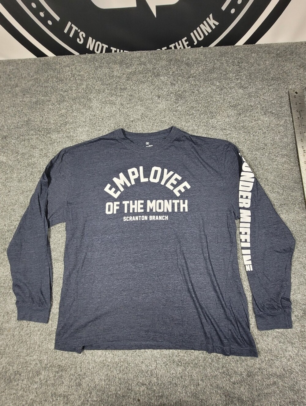 Mens The Office Dunder Mifflin Employee Of The Month Long-sleeved T-shirt Size 2